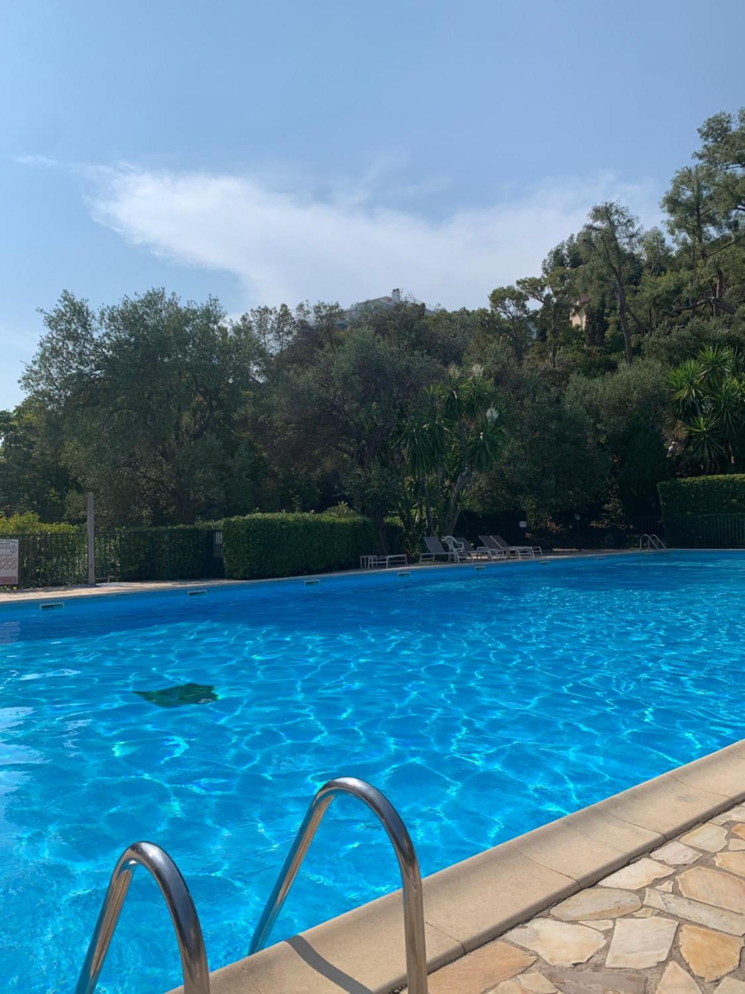French Riviera Apartment With Swimming Pool And Free Parking Near Monaco Рокбрюн-Кап-Мартен Екстер'єр фото